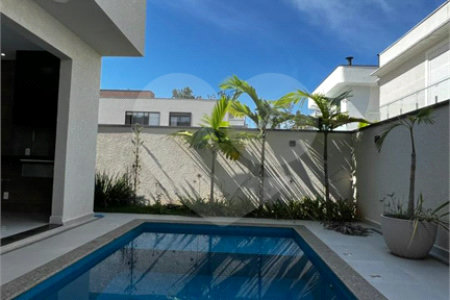 Casa à venda com 4 suítes no condomínio Bella Cittá Villagio I, Mogi das Cruzes - SP