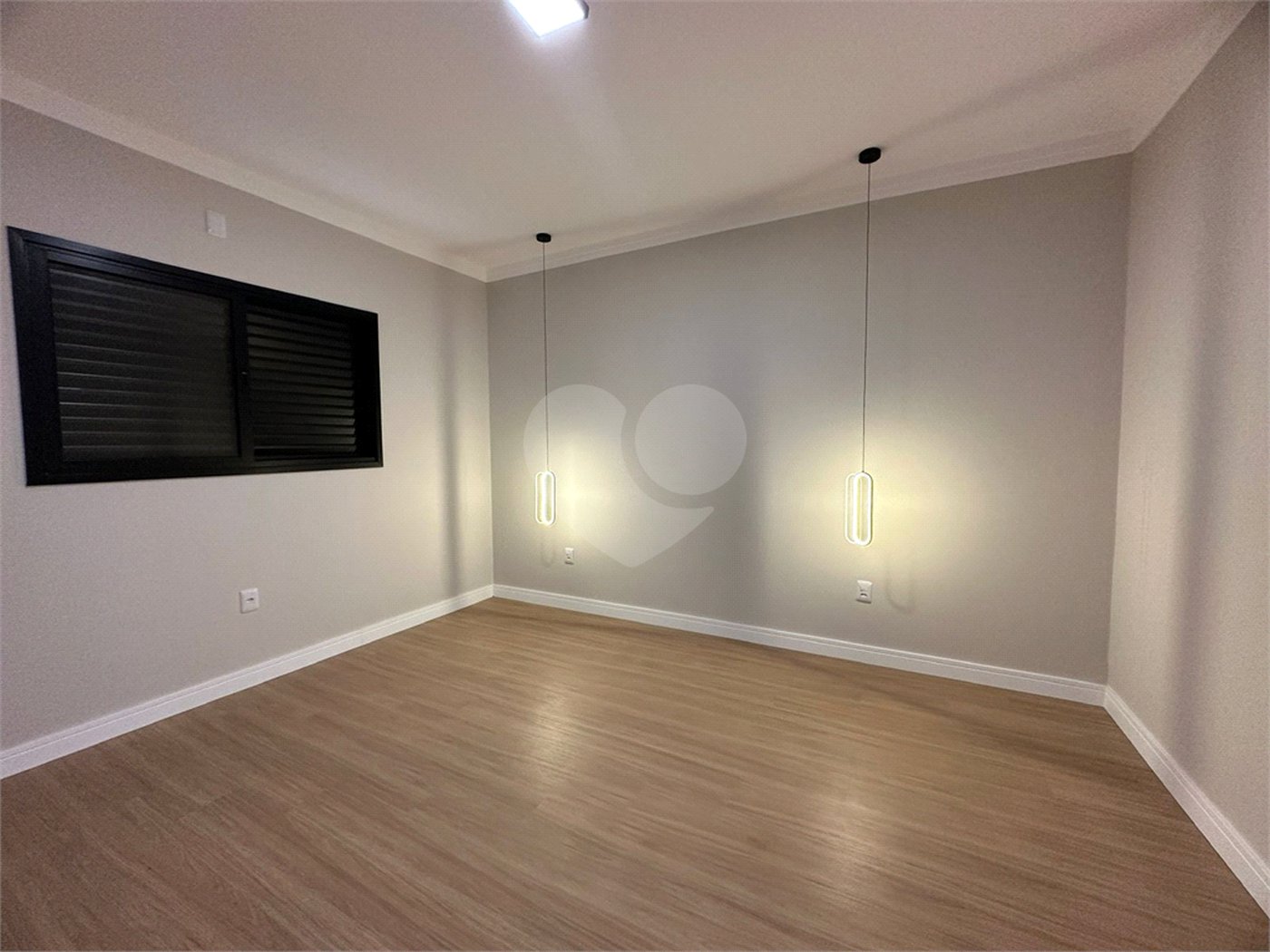 Casa à venda com 3 quartos, sendo 1 suíte, em Vila Carolina, Itapetininga, SP