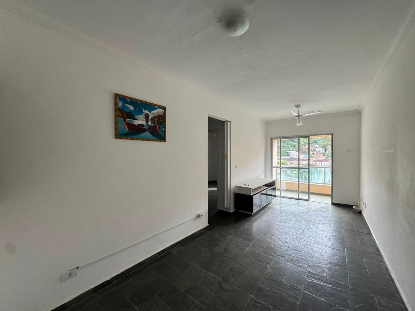 Apartamento com 2 dormitórios à venda, 70 m² por R$ 300.000,00 - Jardim Três Marias - Guarujá/SP