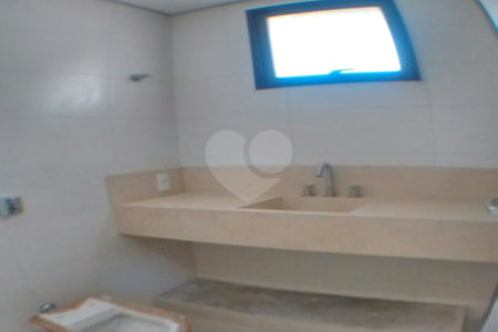 Apartamento à venda com 3 suítes em Vila Suzana, São Paulo, SP