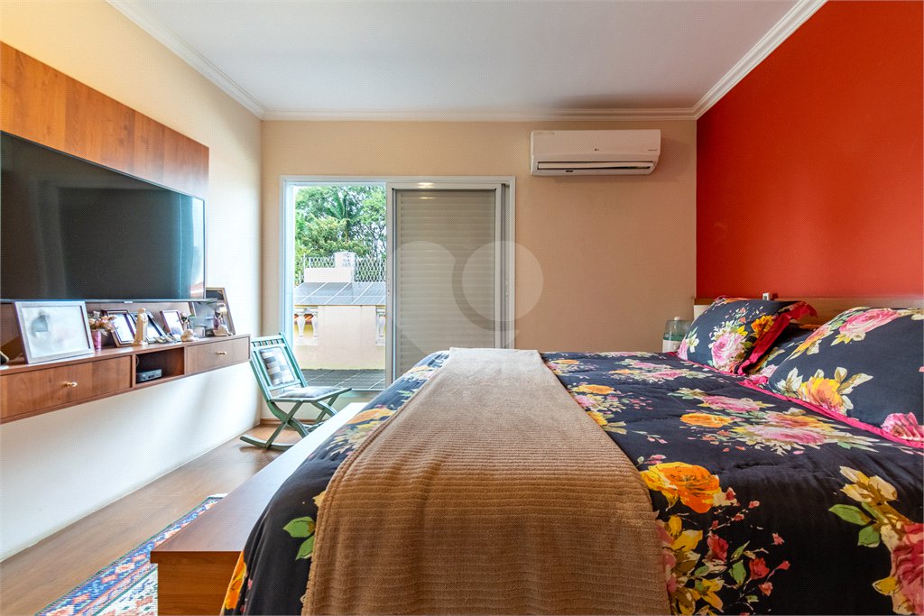 Casa à venda com 3 quartos, sendo 1 suíte,  em Vila Cordeiro, São Paulo, SP