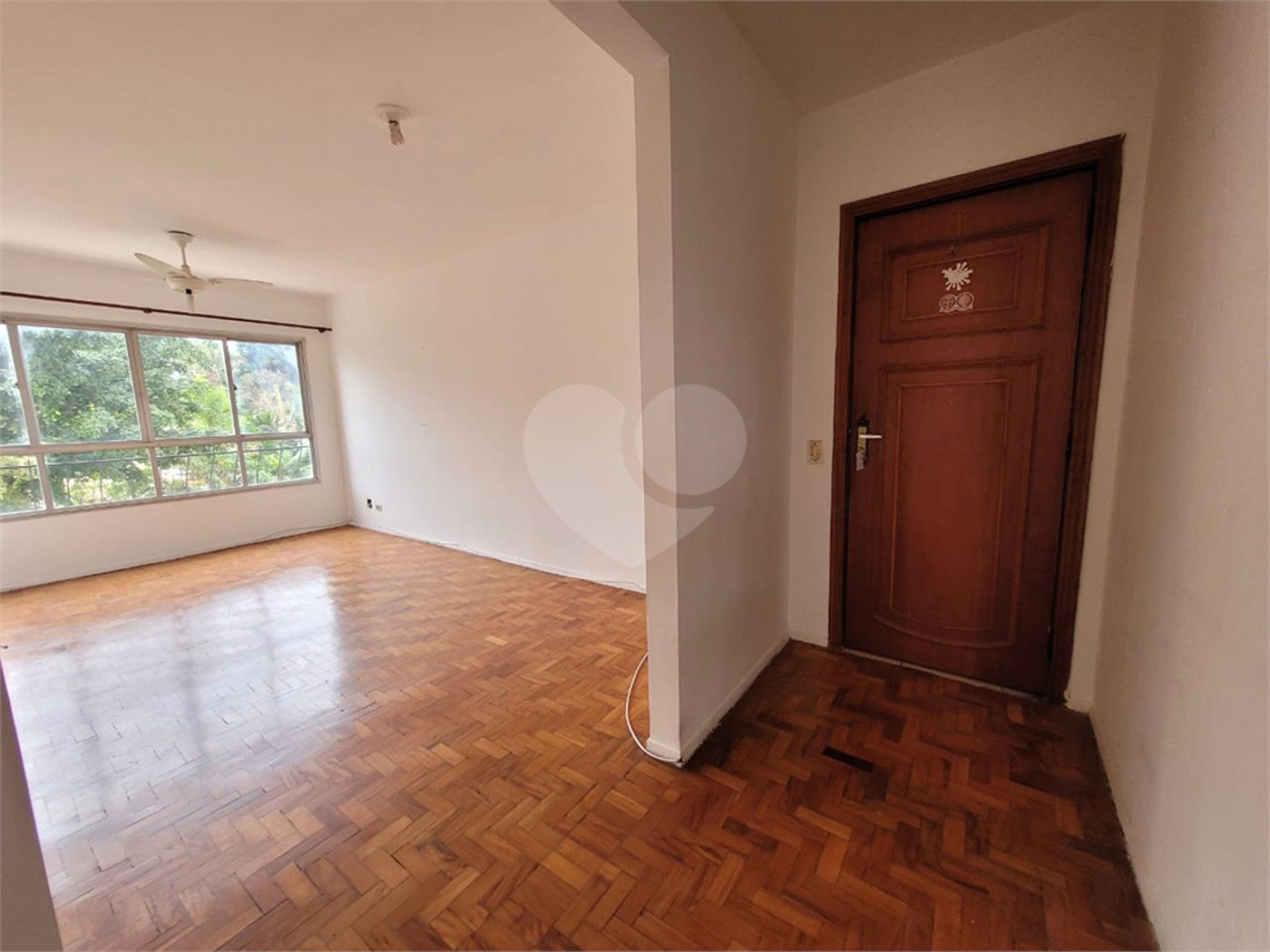 Apartamento à venda ou para alugar com 3 quartos, sendo 1 suíte, em Horto Florestal, São Paulo, SP