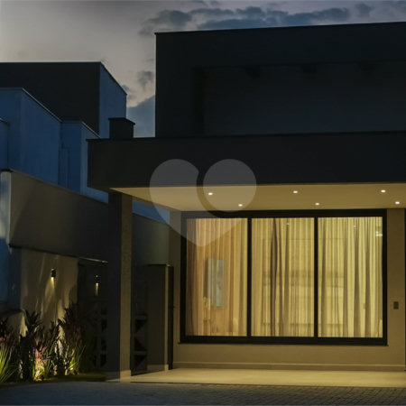 Casa à venda com 4 suítes no condomínio Alphaville Nova Esplanada, Votorantim - SP