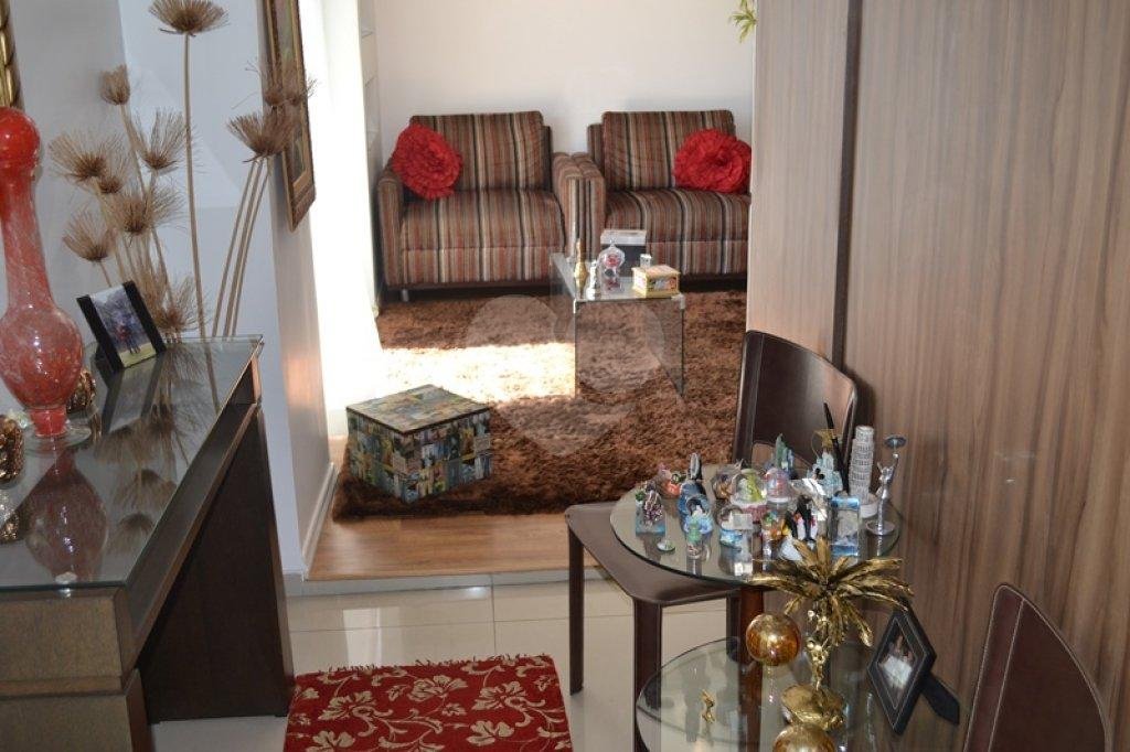 Sobrado à venda com 3 quartos, sendo 1 suíte, em Tremembé, São Paulo, SP