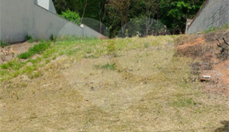 Terreno à venda no condomínio Figueira Garden, Atibaia - SP