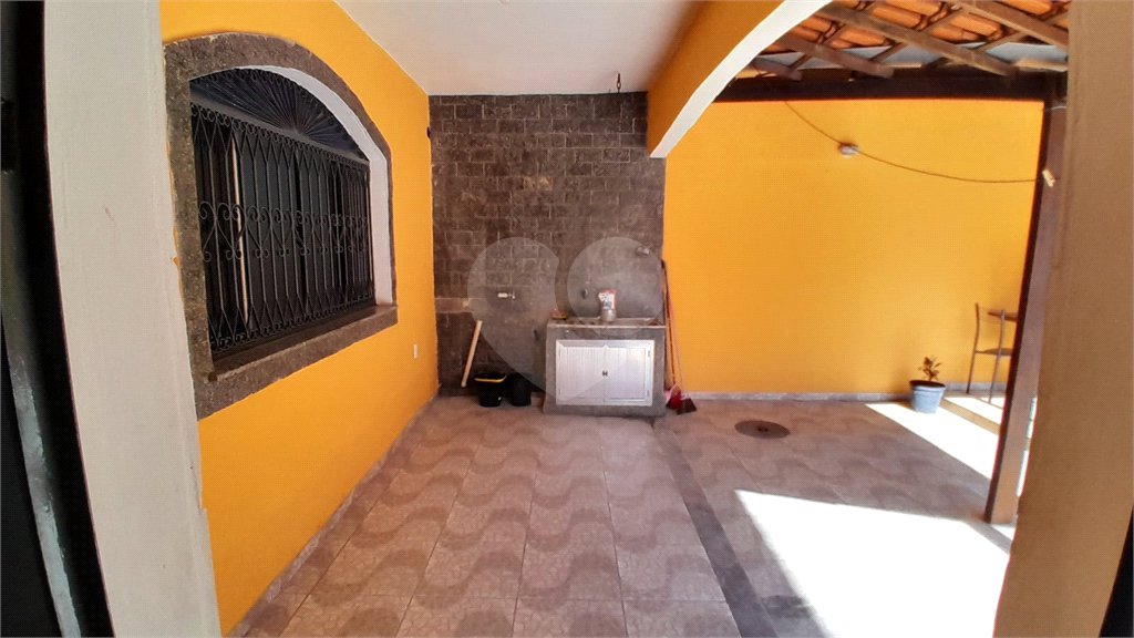 Casa à venda com 3 quartos, sendo 1 suíte, em Campo Grande, Rio de Janeiro, RJ