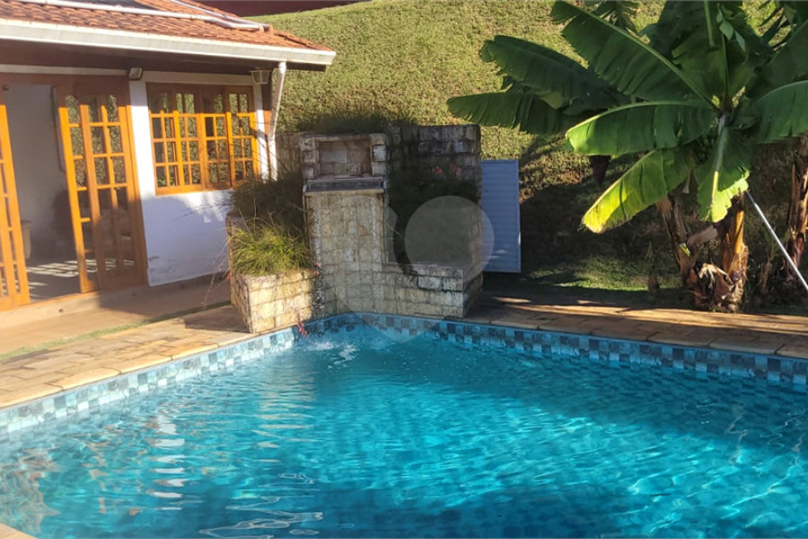 Casa à venda com 3 quartos, sendo 2 suítes,  em Mantiqueira, Mairiporã, SP