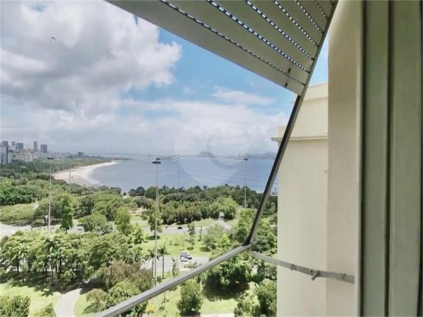 Apartamento à venda com 4 quartos, sendo 1 suíte, em Flamengo, Rio de Janeiro, RJ