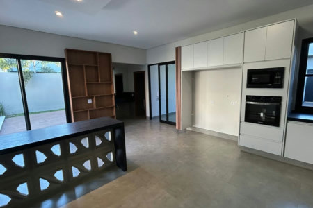 Casa à venda com 3 suítes em Três Lagoas, MS