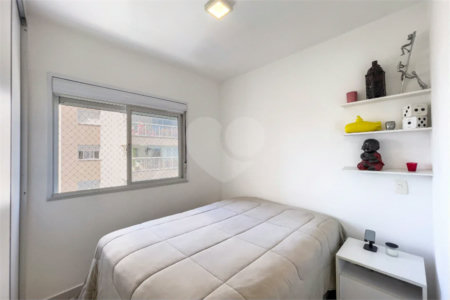 Apartamento à venda com 3 quartos, sendo 1 suíte, em Santo Amaro, São Paulo, SP