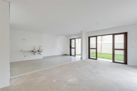 Casa à venda com 4 suítes no condomínio Collina DI Fiori, São Paulo - SP