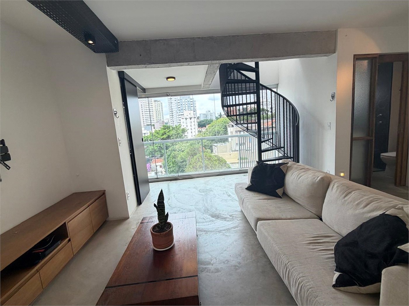 Cobertura à venda com 1 suíte em Sumaré, São Paulo, SP
