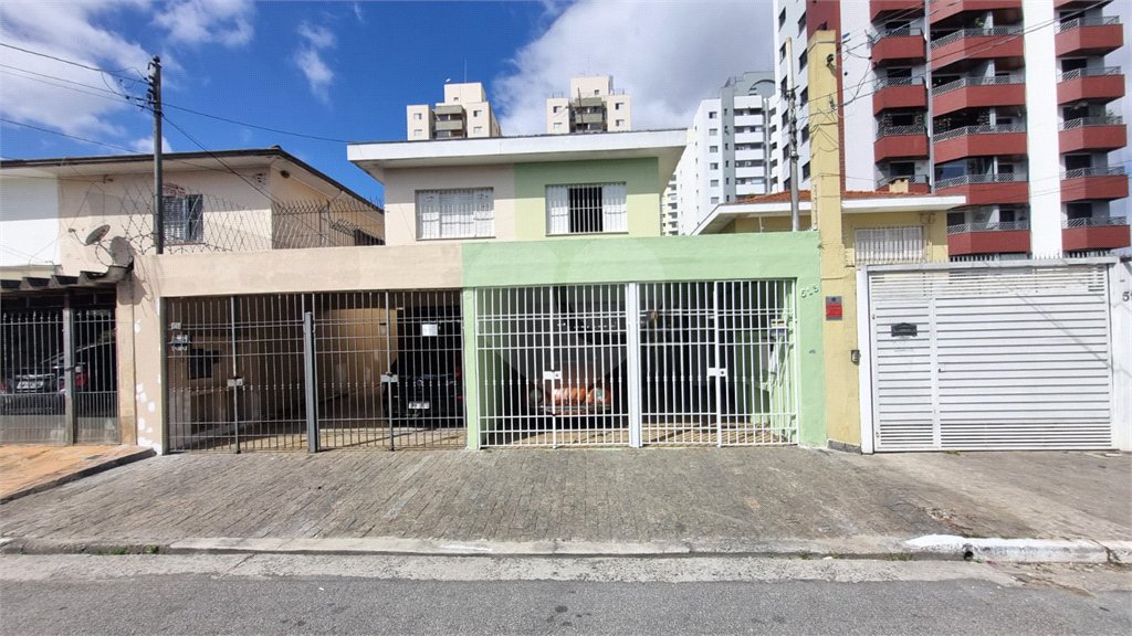 Sobrado para alugar com 3 quartos, sendo 1 suíte,  em Vila Alexandria, São Paulo, SP