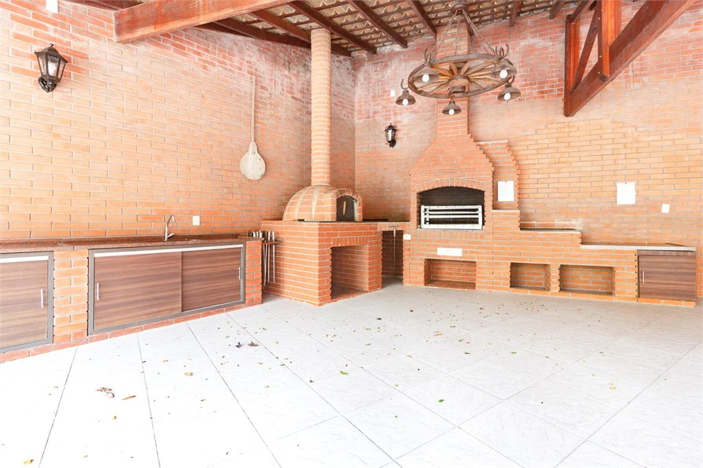 Apartamento à venda com 4 quartos, sendo 2 suítes,  em Jardim Parque Morumbi, São Paulo, SP