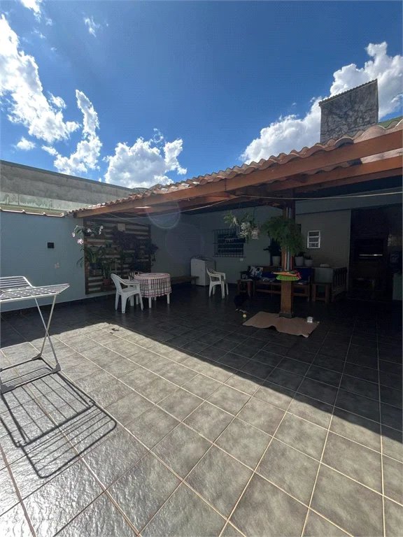Casa à venda com 3 quartos, sendo 1 suíte,  em Jardim Casablanca, São Paulo, SP