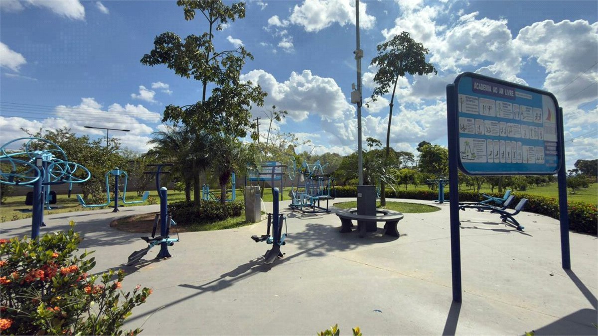 Casa à venda com 4 quartos, sendo 1 suíte,  no condomínio Portobello Sorocaba, Sorocaba - SP