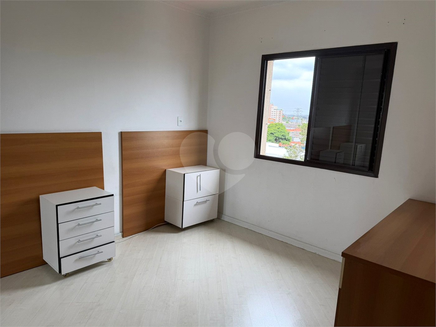 Apartamento à venda com 3 quartos, sendo 1 suíte, no Centro, Suzano, SP