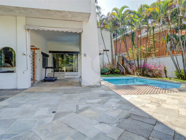 Casa à venda com 3 suítes em Jardim Marajoara, São Paulo, SP