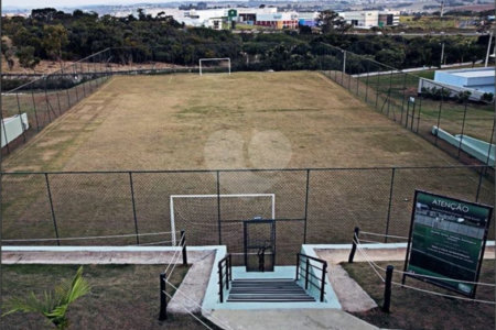 Casa à venda com 3 quartos, sendo 1 suíte, no condomínio Residencial Lagos D Icarai, Salto - SP