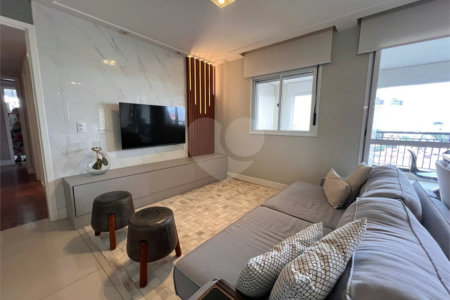 Apartamento à venda com 3 suítes em Santa Teresinha, São Paulo, SP