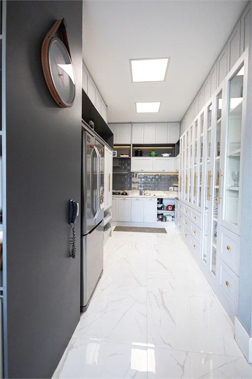 Apartamento à venda com 5 quartos, sendo 4 suítes, em Parque Reboucas, São Paulo, SP