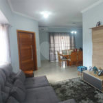 Casa à venda com 5 quartos, sendo 1 suíte, em Jardim Shangri-lá, Atibaia, SP