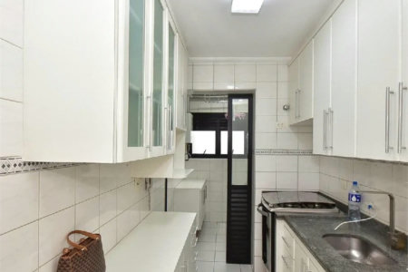 Apartamento à venda com 3 quartos, sendo 1 suíte, em Vila Andrade, São Paulo, SP