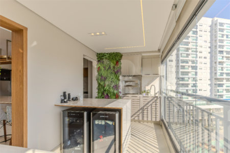 Apartamento à venda com 2 suítes em Santo Amaro, São Paulo, SP