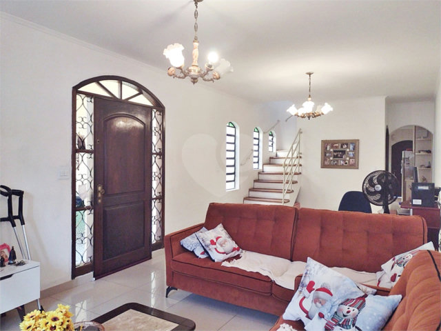 Sobrado à venda com 3 quartos, sendo 1 suíte,  em Vila Maria, São Paulo, SP