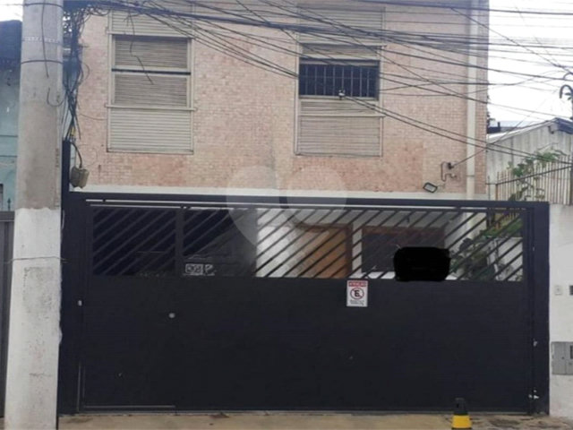 Sobrado à venda ou para alugar com 4 quartos, sendo 2 suítes,  em Santana, São Paulo, SP