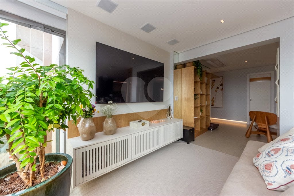 Apartamento à venda com 2 suítes em Brooklin, São Paulo, SP