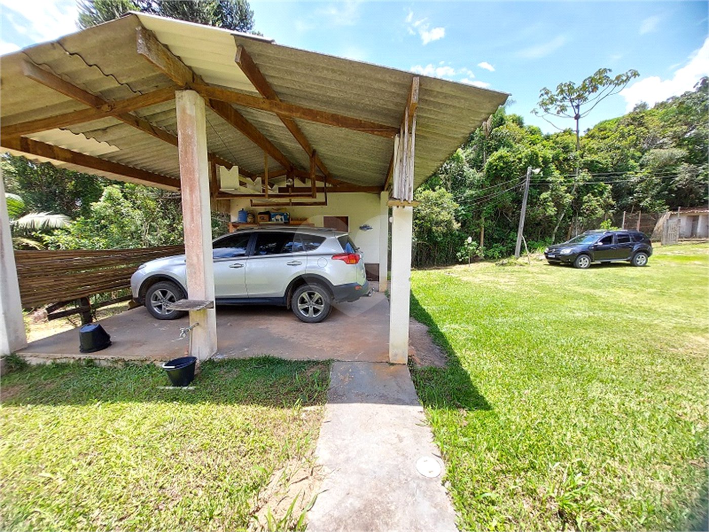 Casa à venda com 4 quartos, sendo 1 suíte, no Centro, Ibiúna, SP