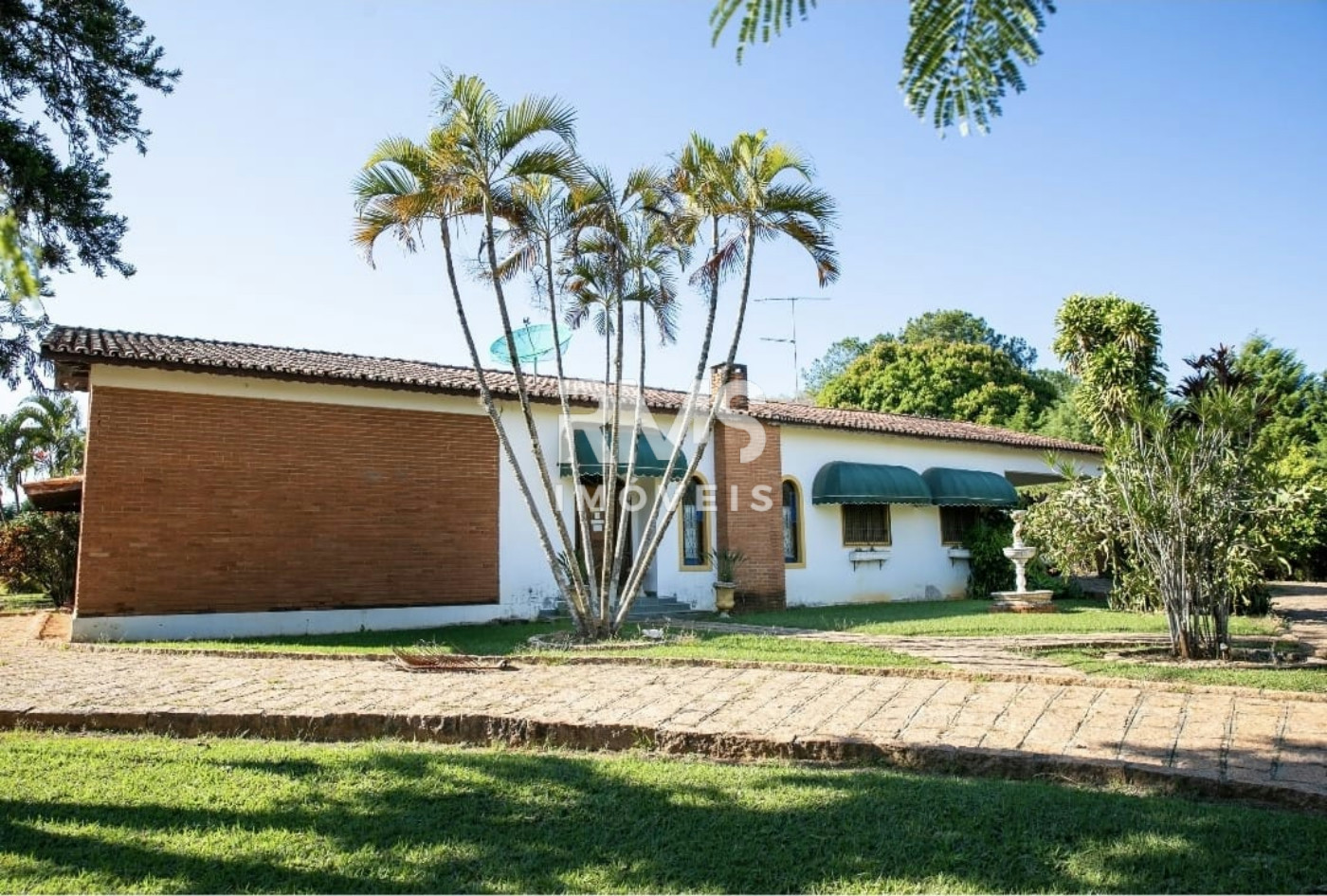 Chácara à venda com 4 quartos, sendo 1 suíte,  em Colinas do Mosteiro de Itaici, Indaiatuba, SP