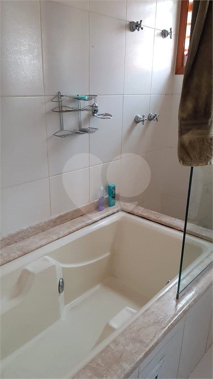 Casa à venda com 3 suítes em Santana, São Paulo, SP