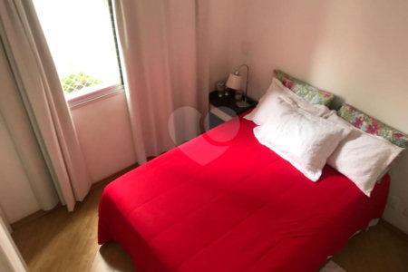 Apartamento de 2 quartos à venda na Aclimação