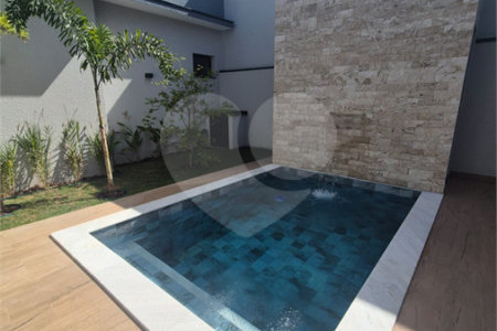 Casa à venda com 3 suítes no condomínio London Park, Indaiatuba - SP