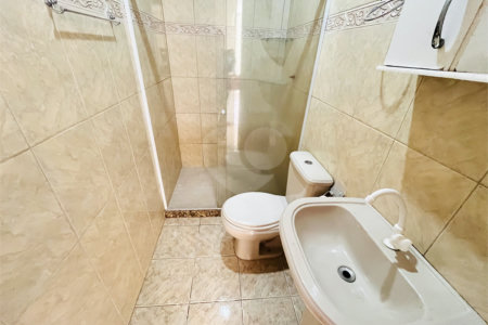 Casa à venda com 3 quartos em Campo Grande, Rio de Janeiro, RJ