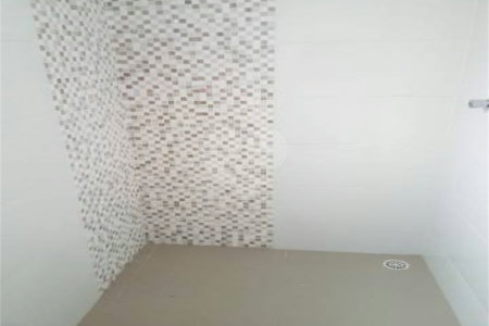 Casa à venda com 4 quartos, sendo 3 suítes, em Vila Brasilina, São Paulo, SP