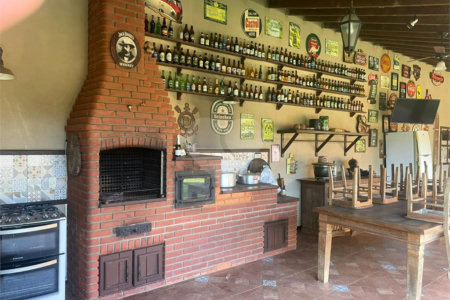Chácara à venda com 3 suítes em Estância Conceição, Itapetininga, SP