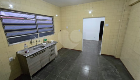 Sobrado à venda com 5 quartos em Freguesia do Ó, São Paulo, SP
