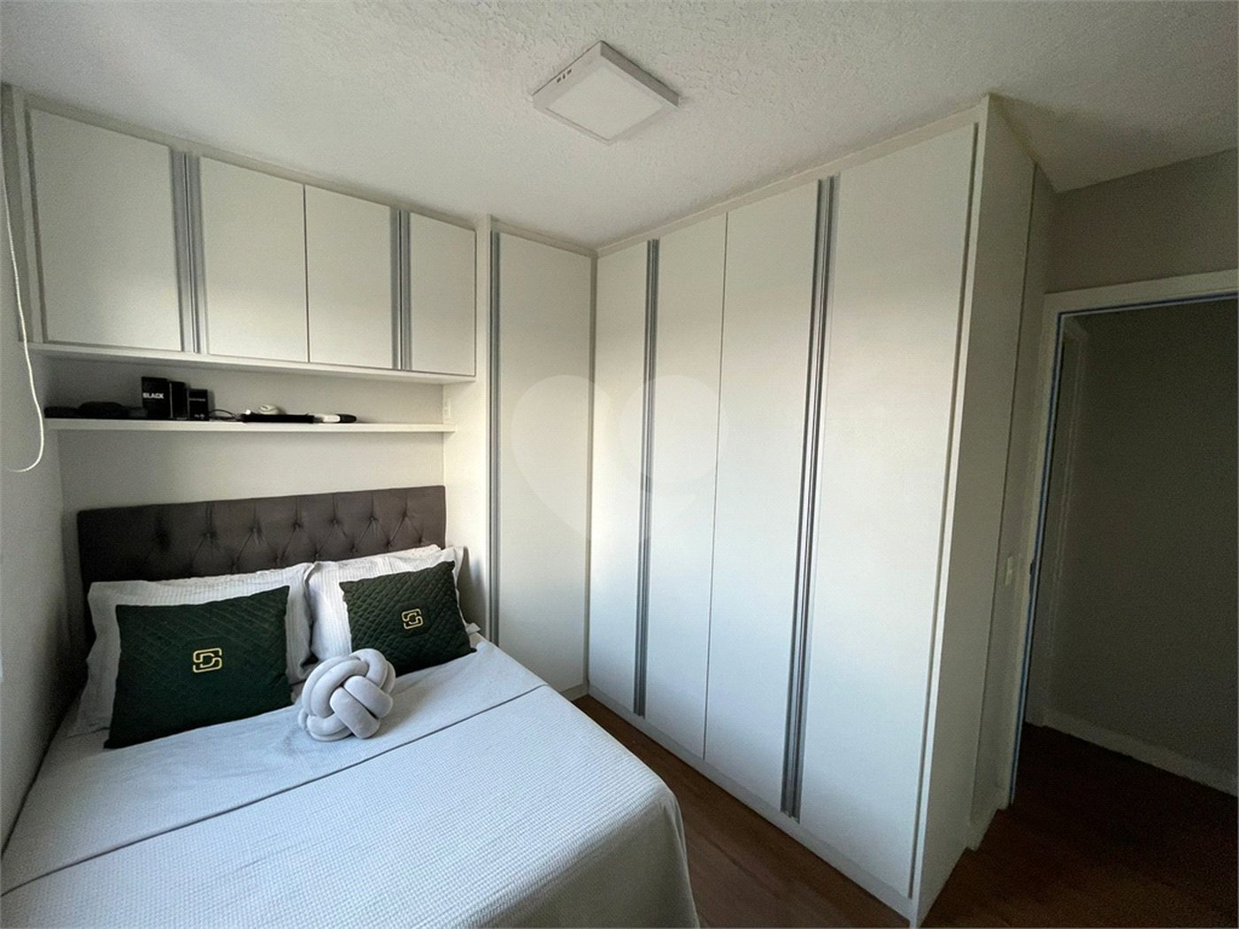 Apartamento à venda com 2 quartos em Parque Edu Chaves, São Paulo, SP