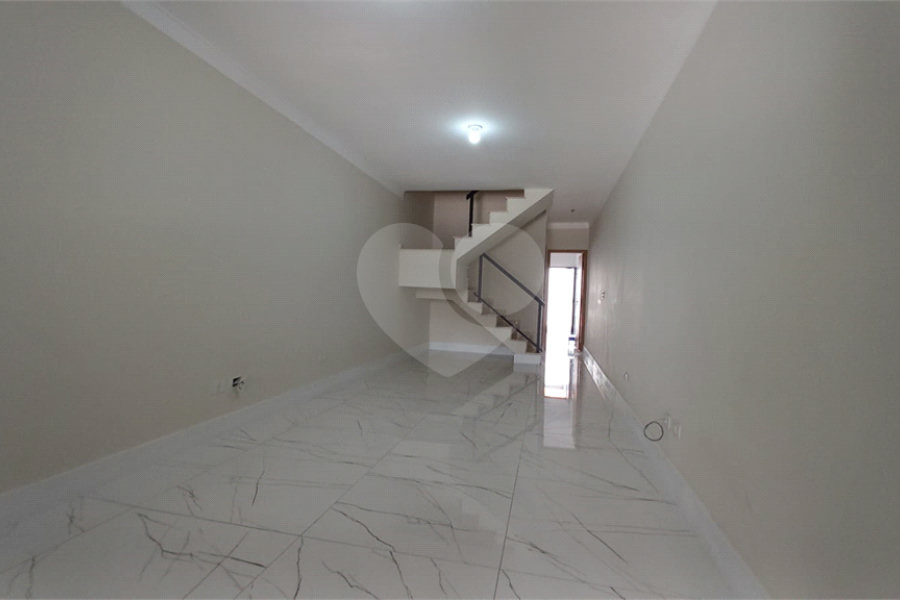 Sobrado à venda com 3 suítes em Vila Guilherme, São Paulo, SP