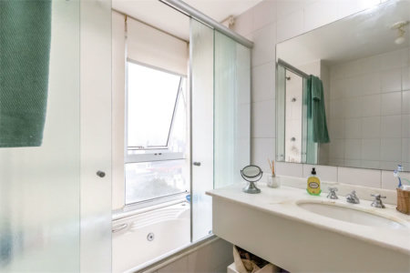 Apartamento à venda com 4 quartos, sendo 3 suítes, em Vila Andrade, São Paulo, SP