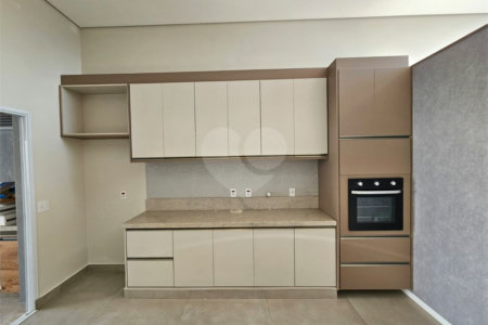 Casa à venda com 3 quartos, sendo 1 suíte,  no condomínio Mantova, Indaiatuba - SP