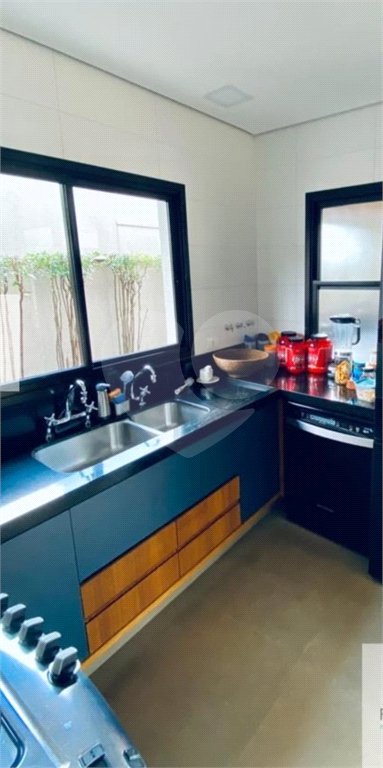 Casa à venda com 4 quartos, sendo 3 suítes, em Residencial Portal dos Oitis, Araraquara, SP