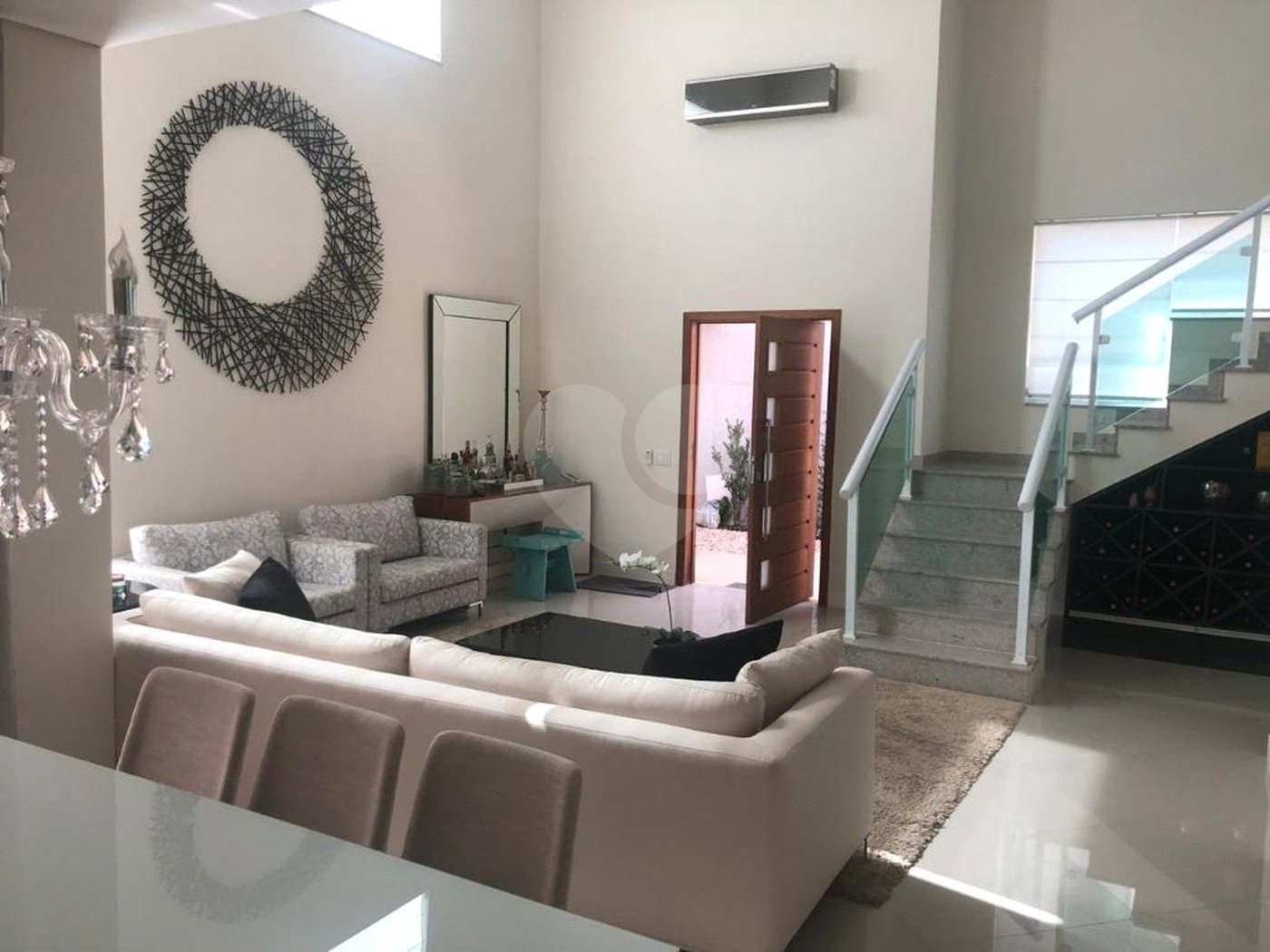 Casa à venda com 3 suítes no condomínio Parque das Graças, Atibaia - SP