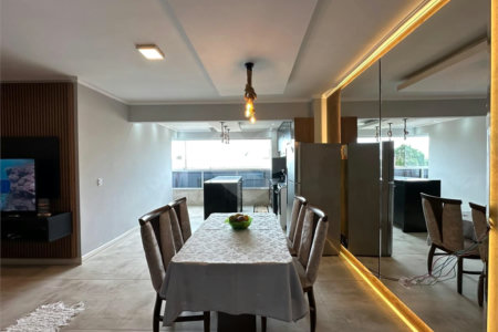 Duplex à venda com 3 quartos, sendo 2 suítes,  em Toninhas, Ubatuba, SP