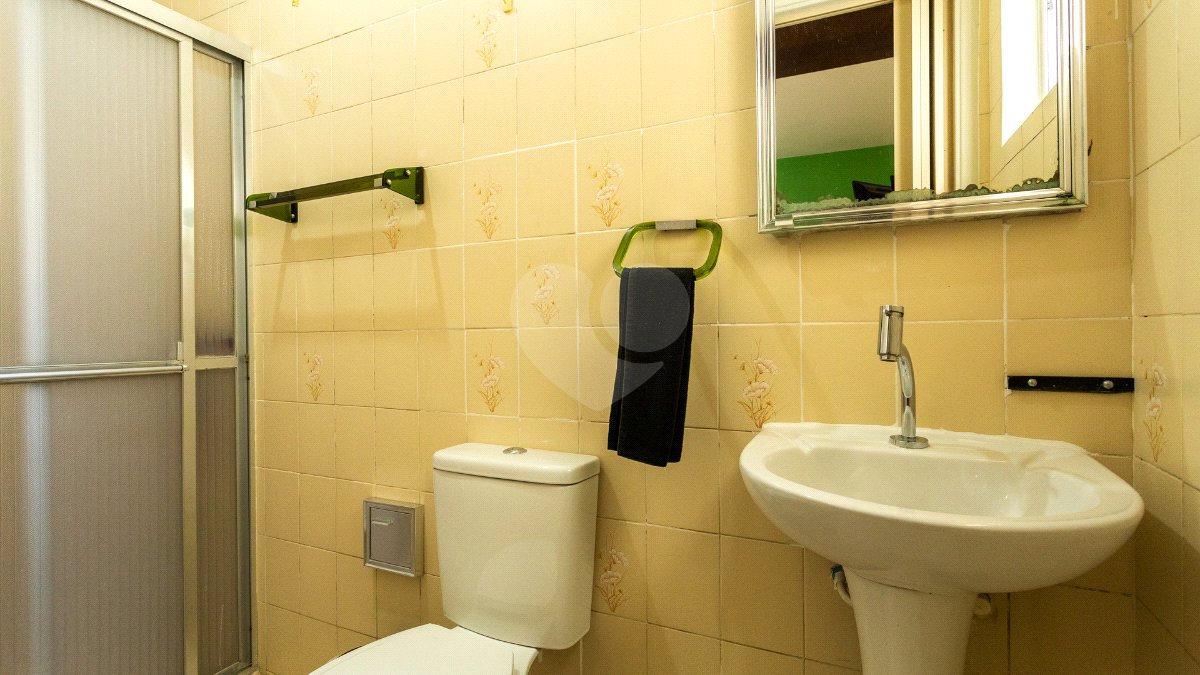 Casa à venda com 3 quartos, sendo 1 suíte, em Vila Cordeiro, São Paulo, SP