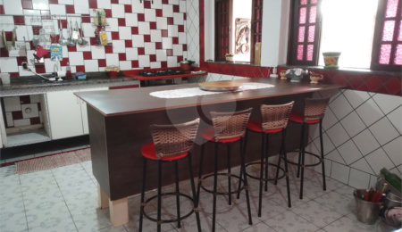 Casa à venda com 5 quartos, sendo 3 suítes, em Vila Alpina, São Paulo, SP