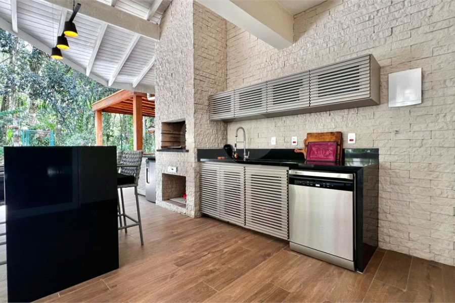 Casa à venda com 4 suítes em Riviera de São Lourenço, Bertioga, SP